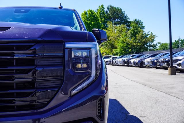 Used 2023 GMC Sierra 1500 Elevation AWD/4WD image 35