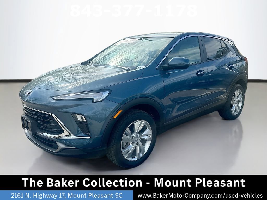 Used 2024 Buick Encore GX Preferred w/ Comfort Package image 1