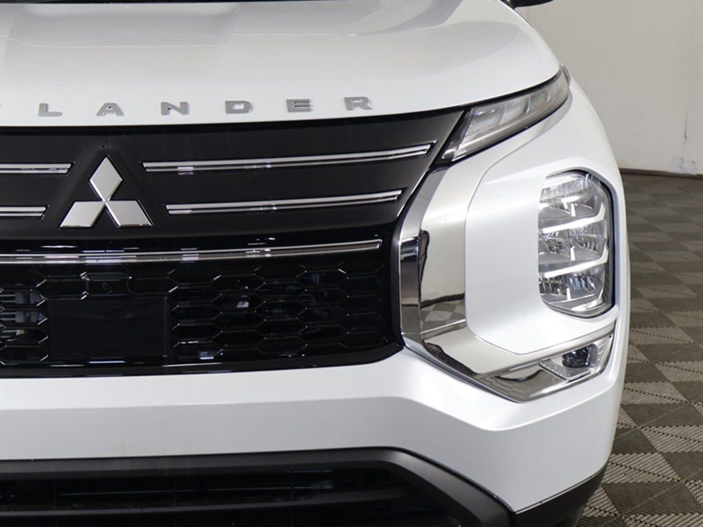 New 2026 Mitsubishi Outlander ES FWD image 14