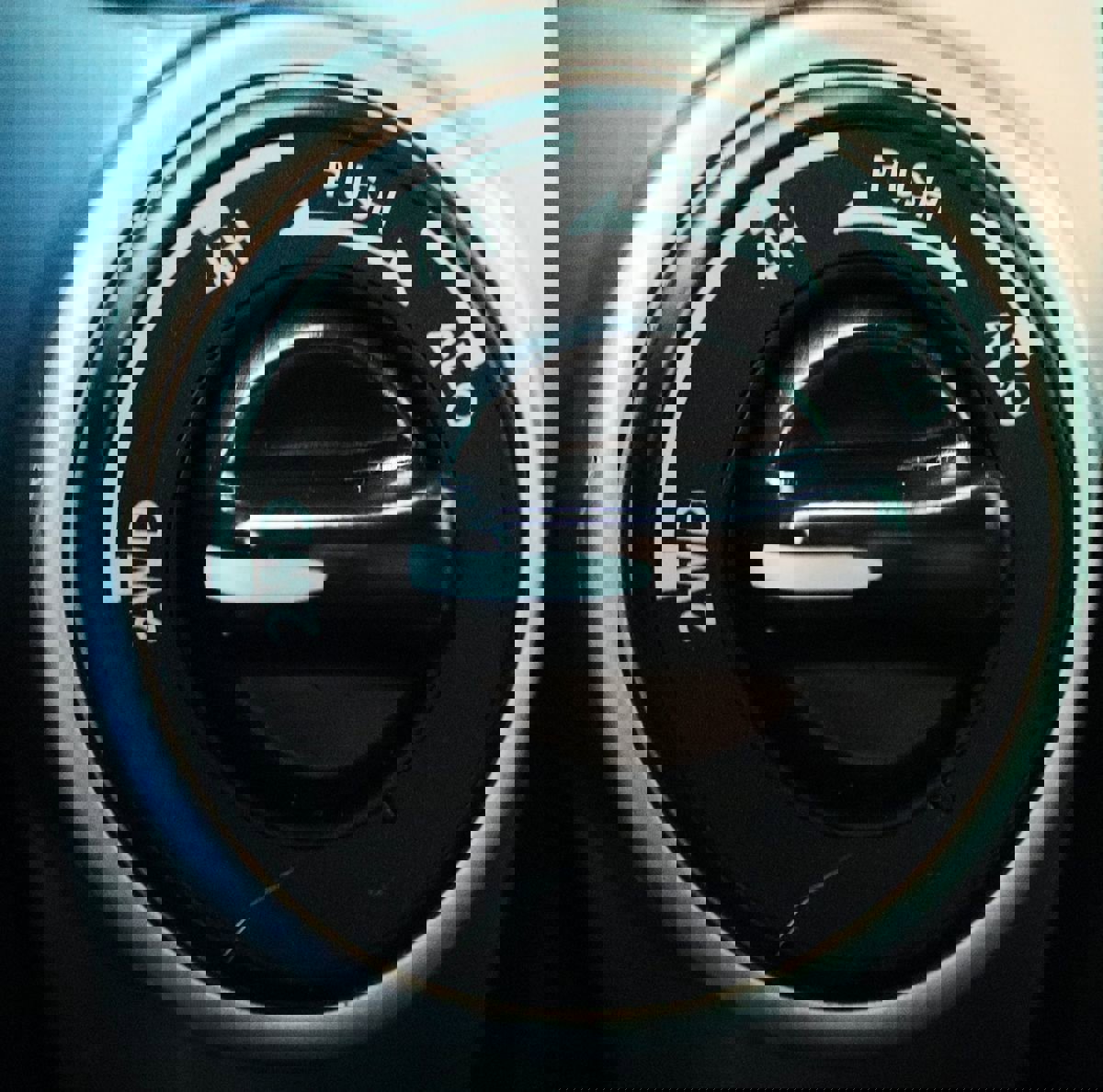 Used 2020 Nissan Titan SV w/ SV Convenience Package image 52