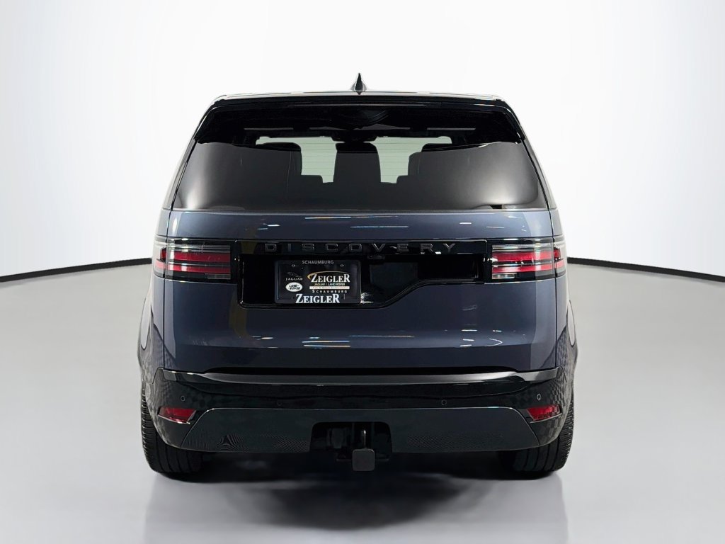 Used 2024 Land Rover Discovery Dynamic SE AWD/4WD image 6
