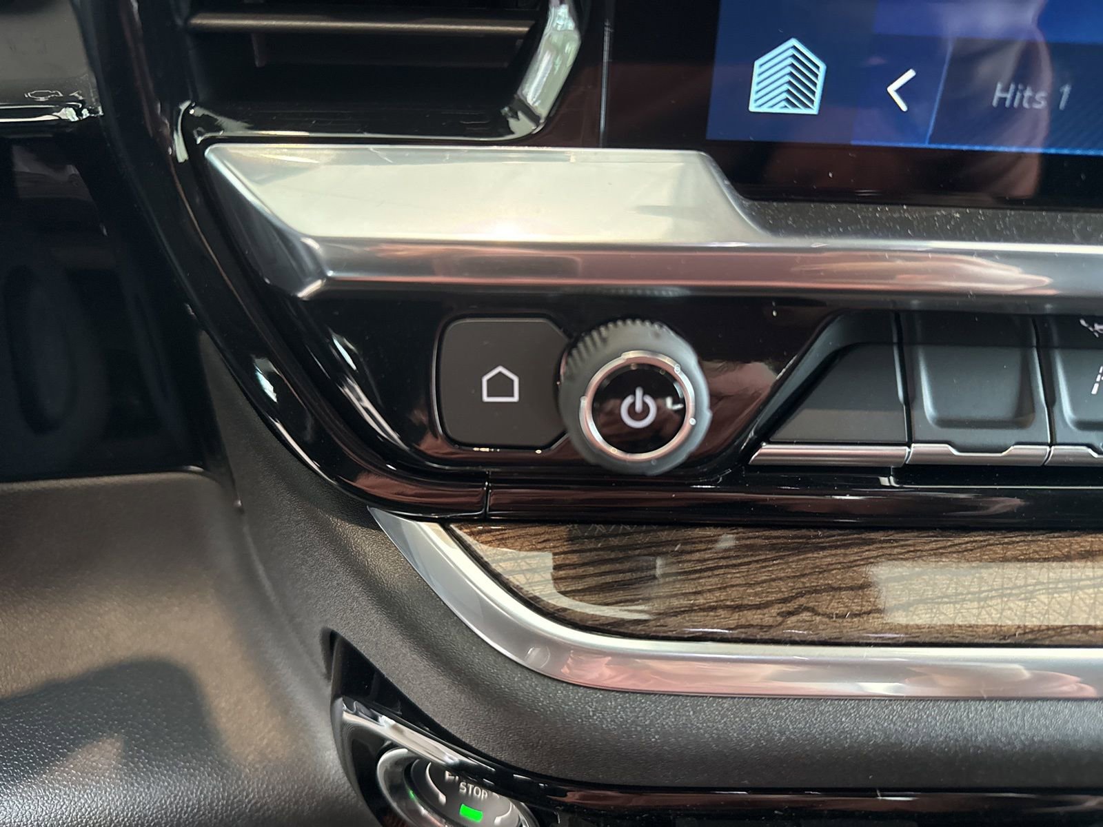 New 2026 Chevrolet Silverado 1500 LT image 28