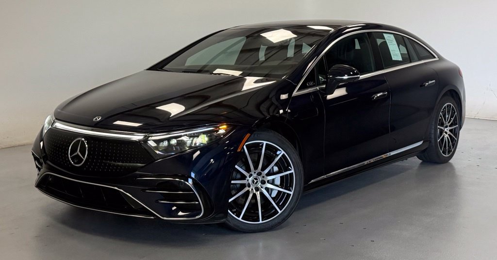 Used 2022 Mercedes-Benz EQS 580 4MATIC Sedan w/ Exclusive Trim Package image 1