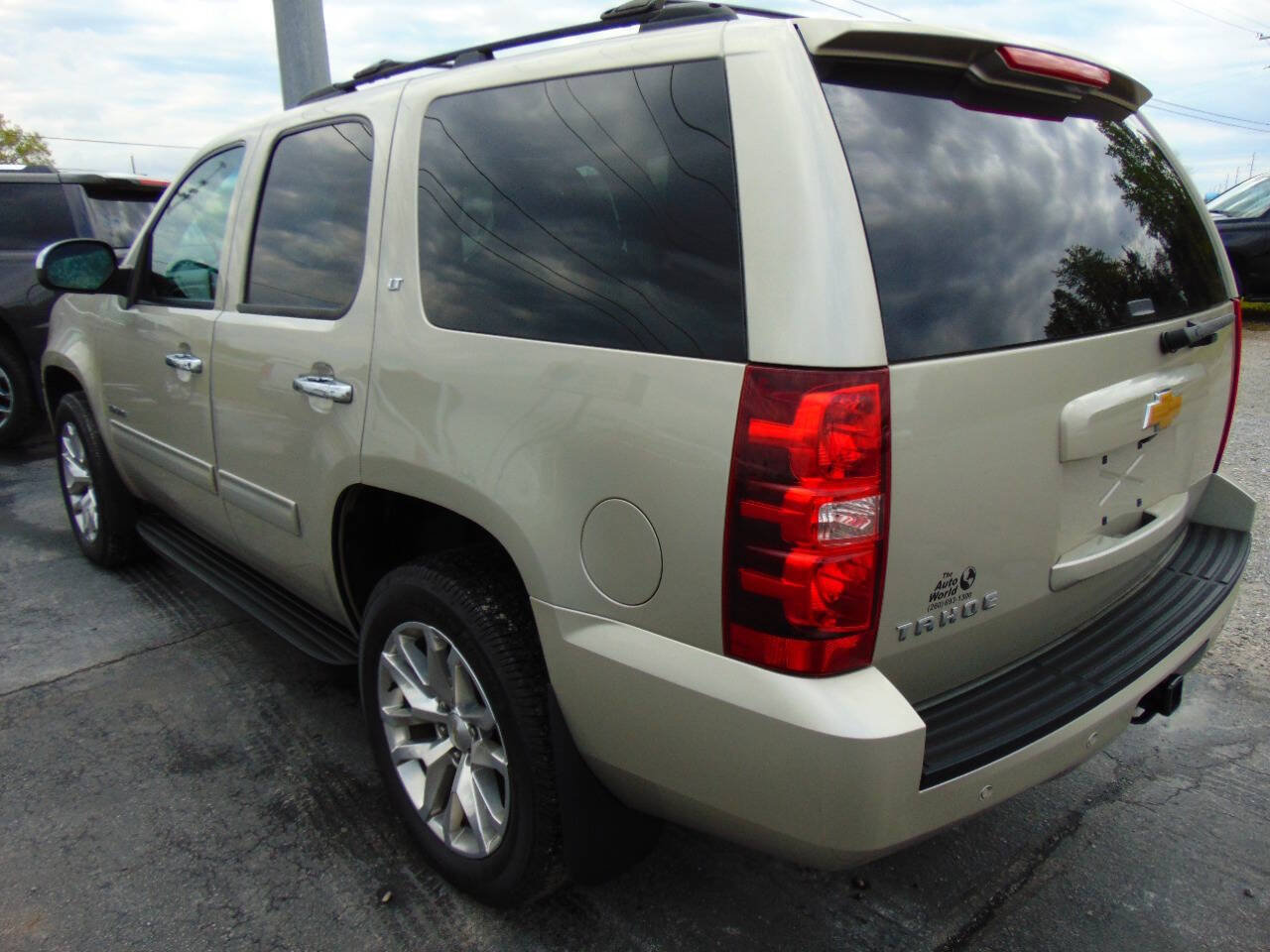 Used 2014 Chevrolet Tahoe LT w/ All-Star Edition AWD/4WD image 6
