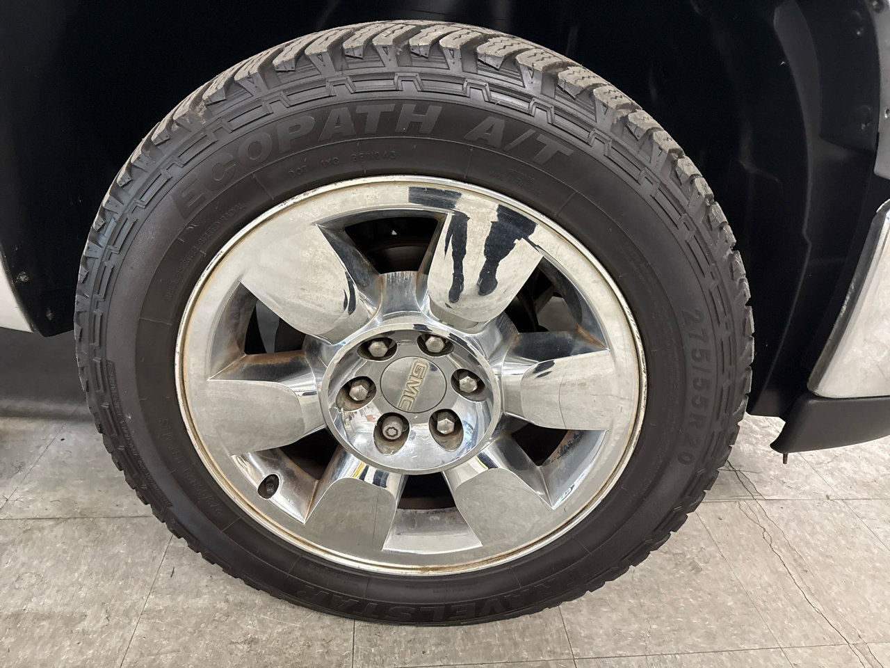 Used 2010 GMC Sierra 1500 SLE w/ Texas Edition image 51