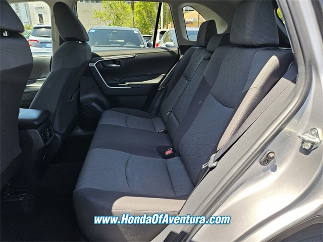 Used 2022 Toyota RAV4 XLE image 8