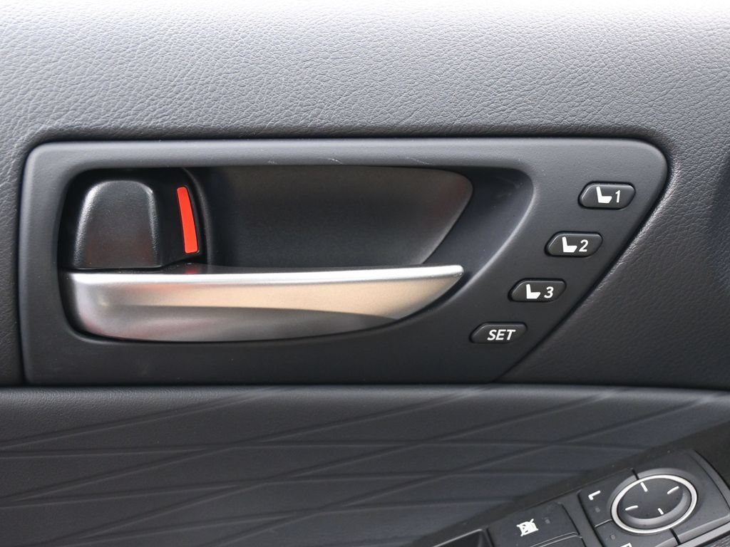Used 2025 Lexus IS 300 w/ Premium Package RWD image 18