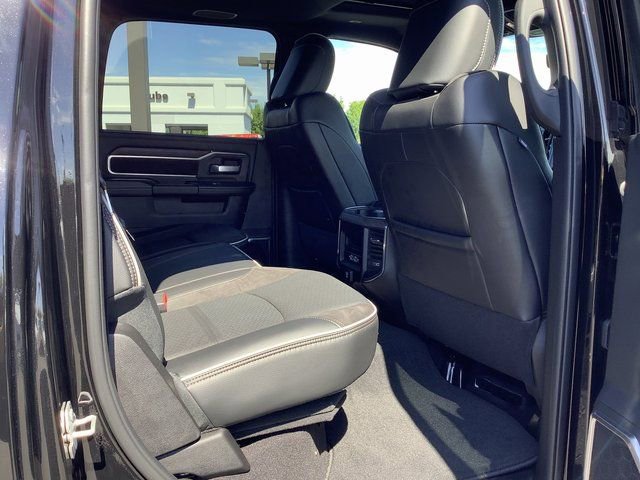 New 2026 RAM 2500 Laramie w/ Sport Appearance Package AWD/4WD image 38
