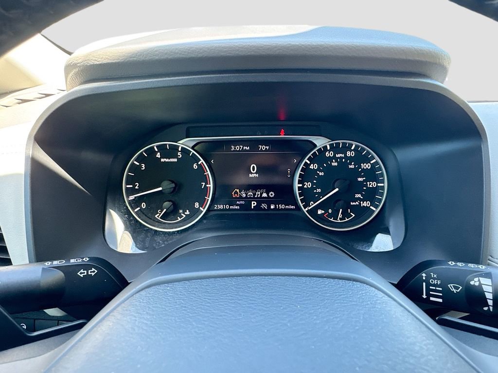 Used 2025 Nissan Rogue SV image 12