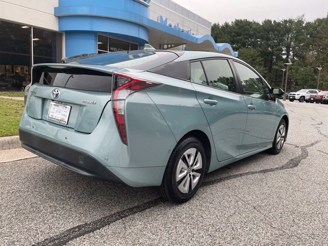 Used 2018 Toyota Prius Two w/ Prius Two Safety Plus Package FWD image 8