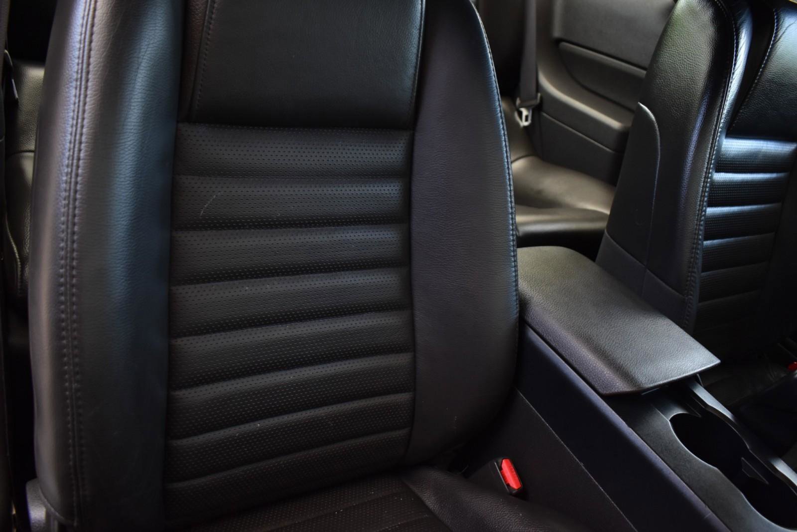 Used 2006 Ford Mustang GT Premium image 29