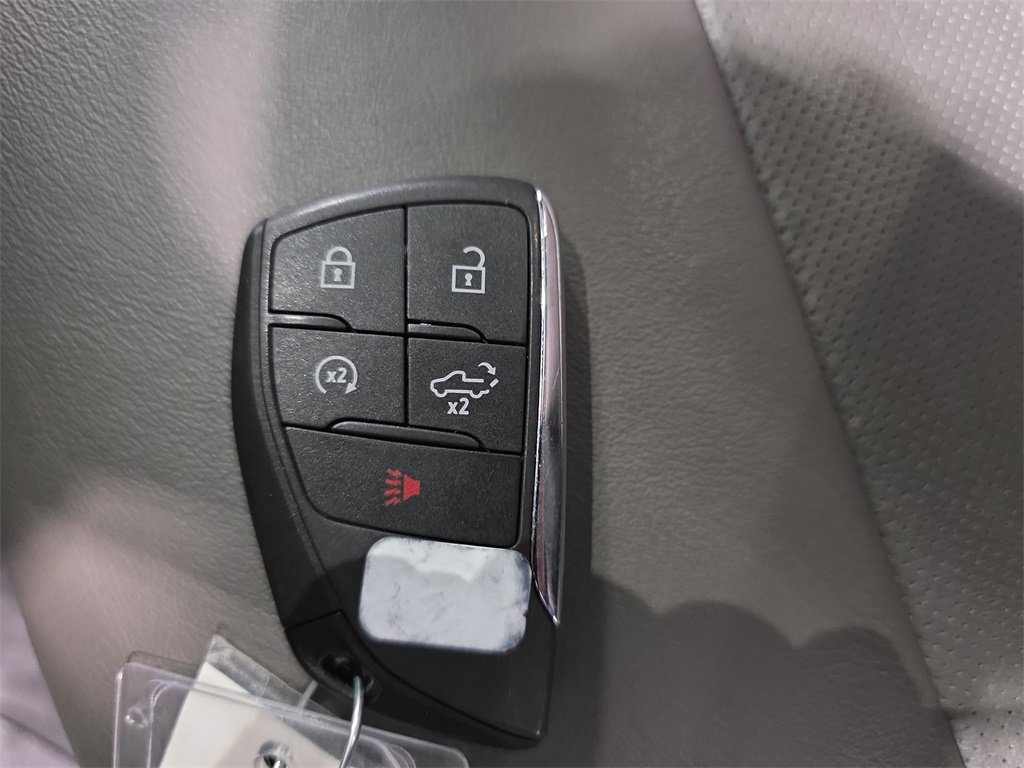 Certified 2022 Chevrolet Silverado 1500 ZR2 w/ Technology Package image 36