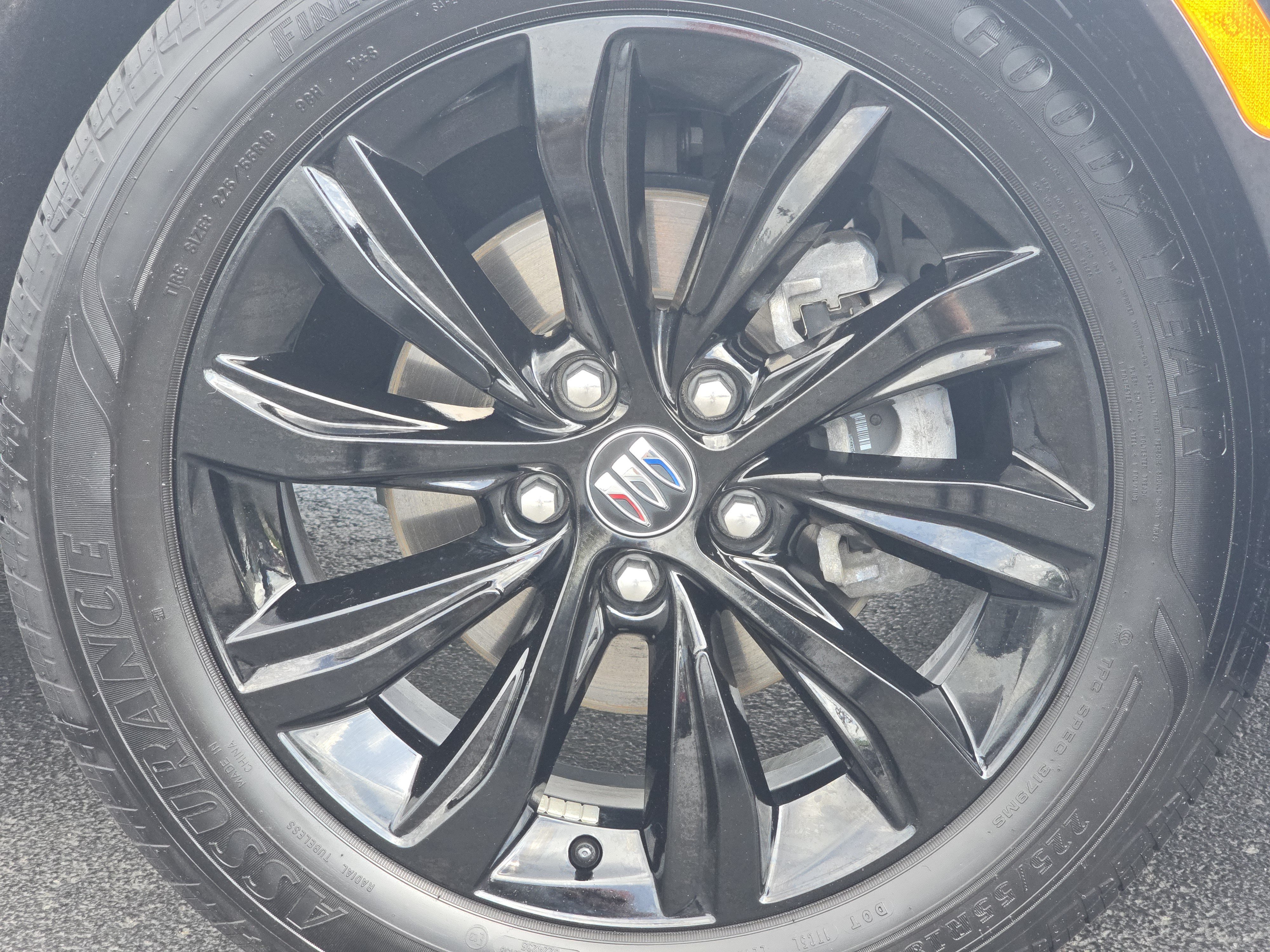Used 2025 Buick Envista Sport Touring w/ Convenience I Package FWD image 15