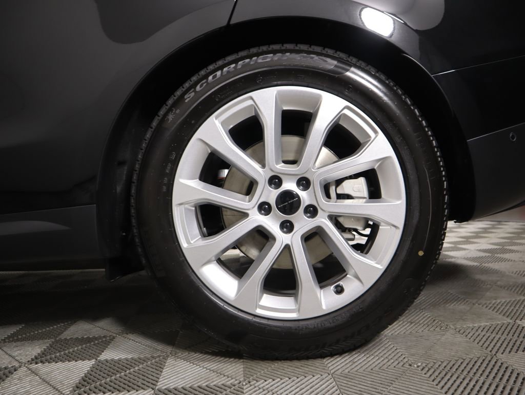 New 2026 Land Rover Range Rover Sport SE image 32