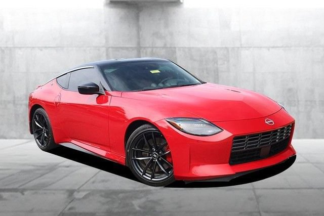 Certified 2025 Nissan Z Performance w/ Floor Mat Package RWD image 2
