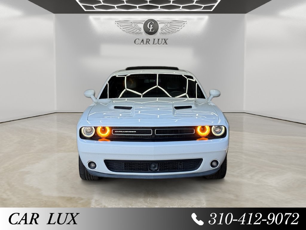 Used 2018 Dodge Challenger SXT Plus RWD image 8