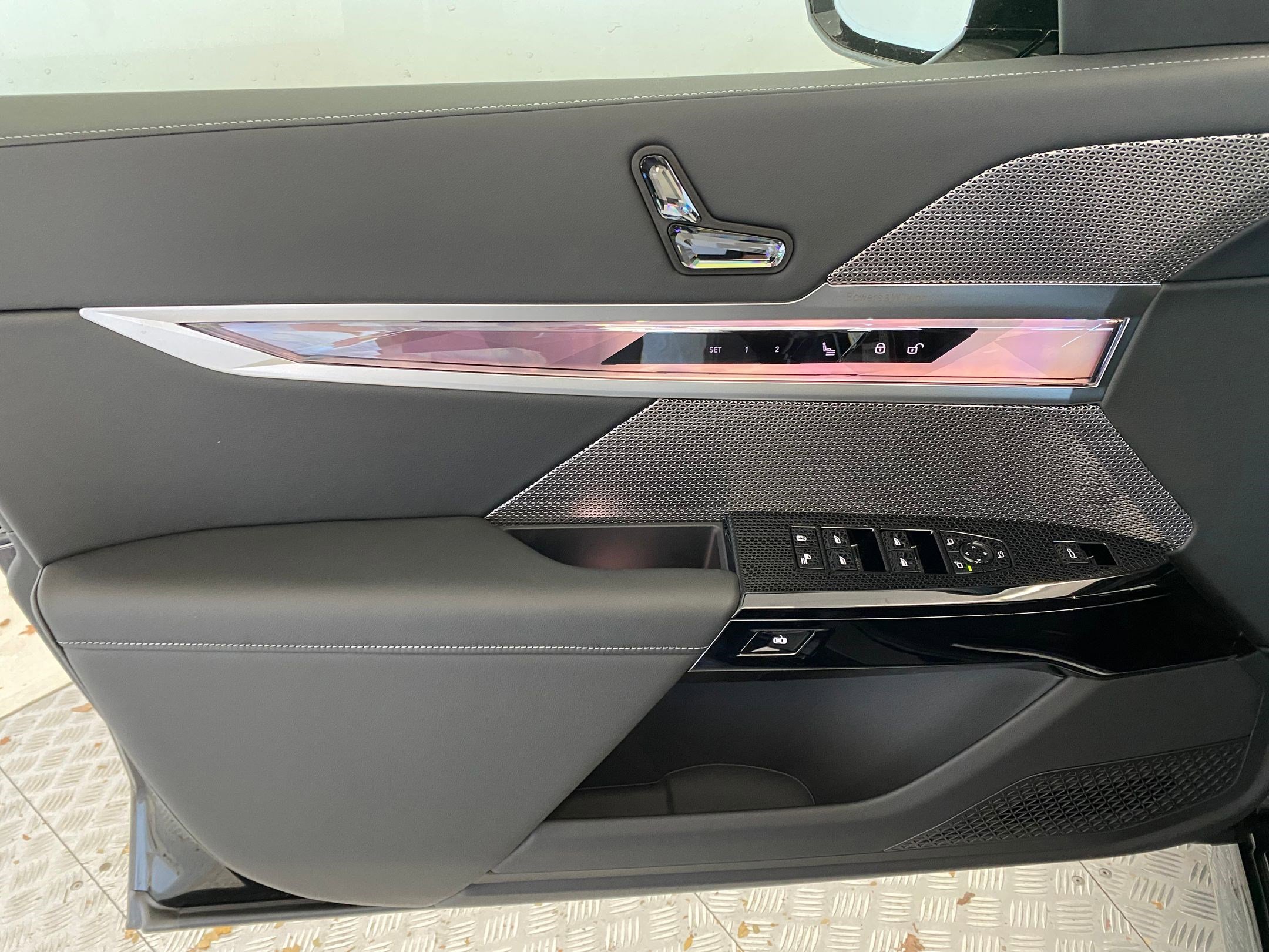 New 2026 BMW 740i xDrive image 11