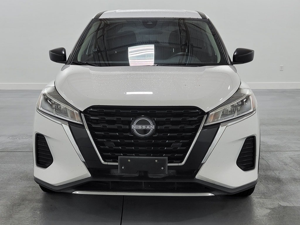 Used 2022 Nissan Kicks S FWD image 3