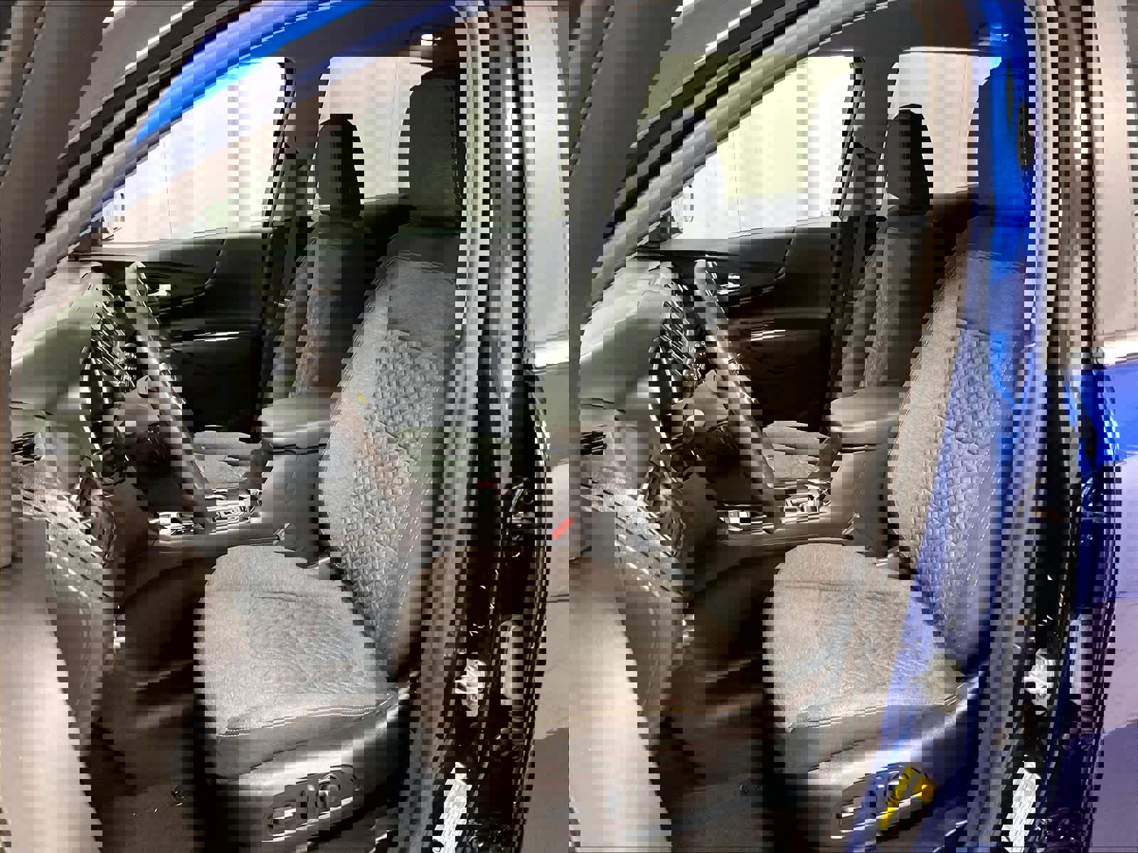 Used 2022 Chevrolet Equinox LT image 10