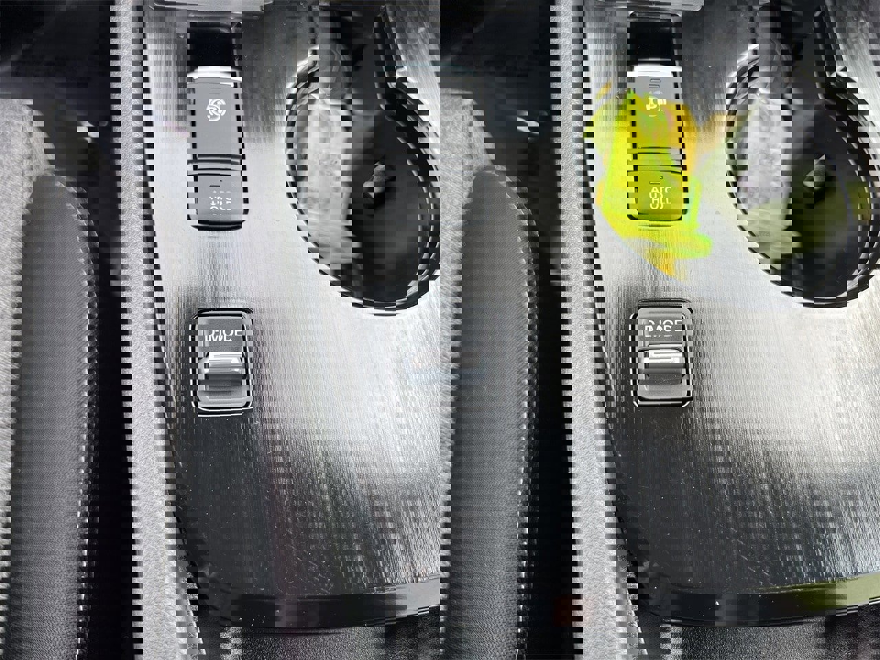 Certified 2023 Nissan Rogue SV image 18