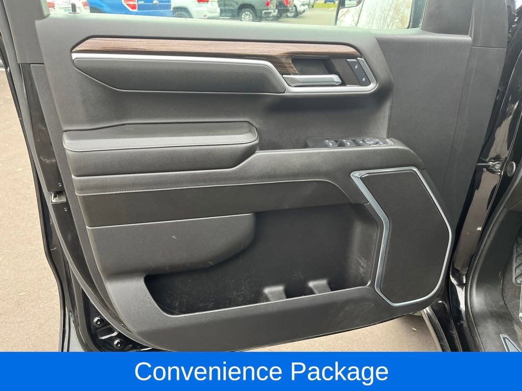 Certified 2024 Chevrolet Silverado 1500 RST w/ Z71 Off-Road Package image 13