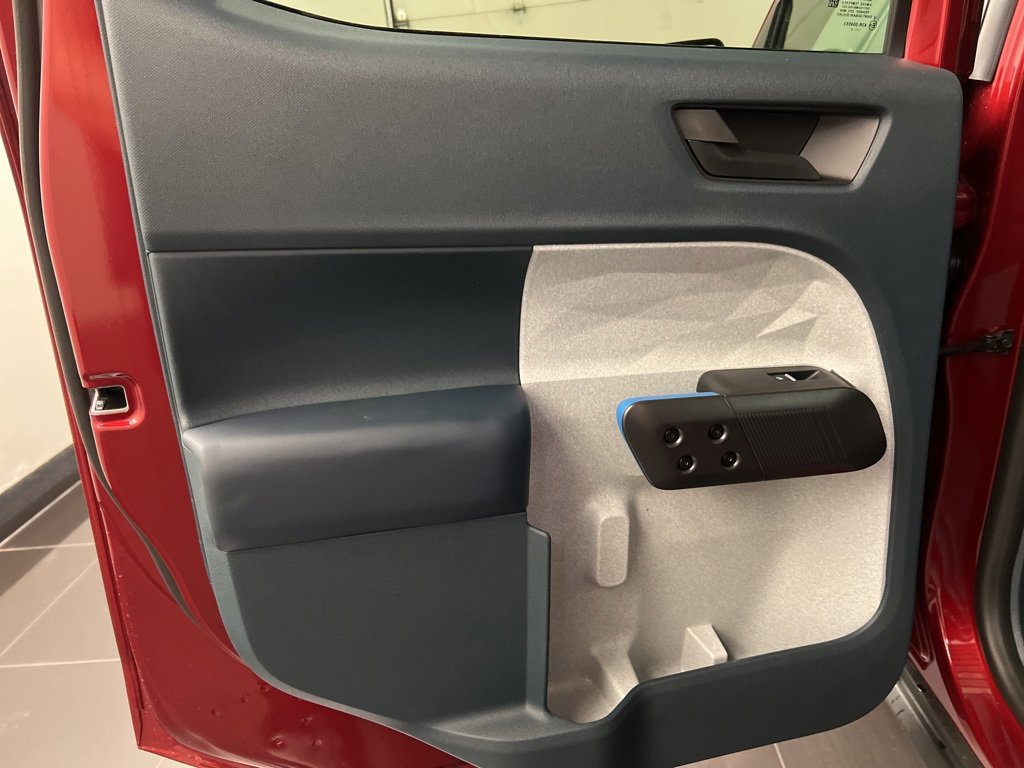 New 2025 Ford Maverick XLT w/ XLT Luxury Package image 27