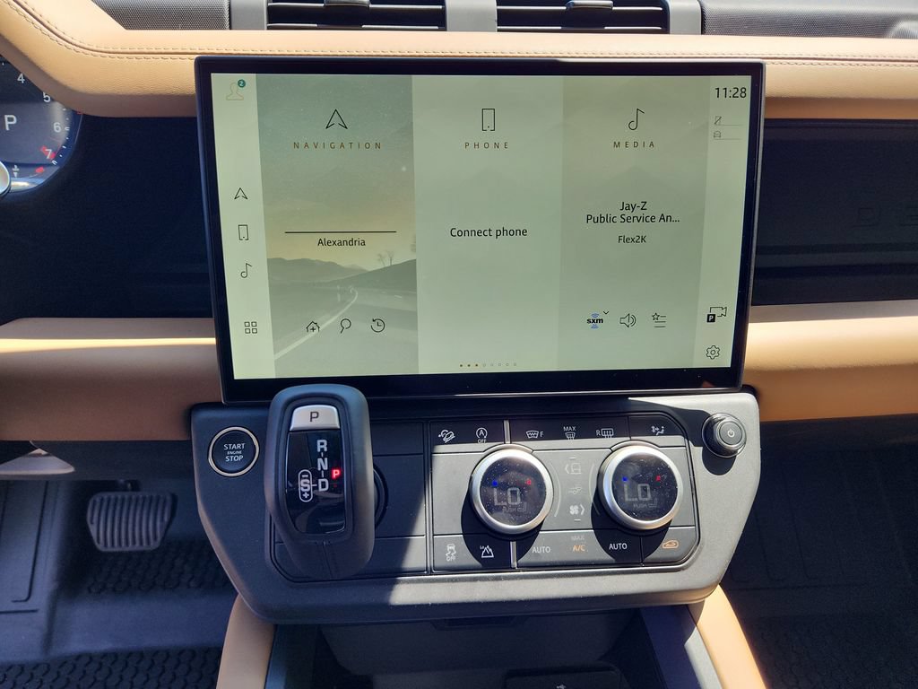 New 2026 Land Rover Defender 110 S AWD/4WD image 15