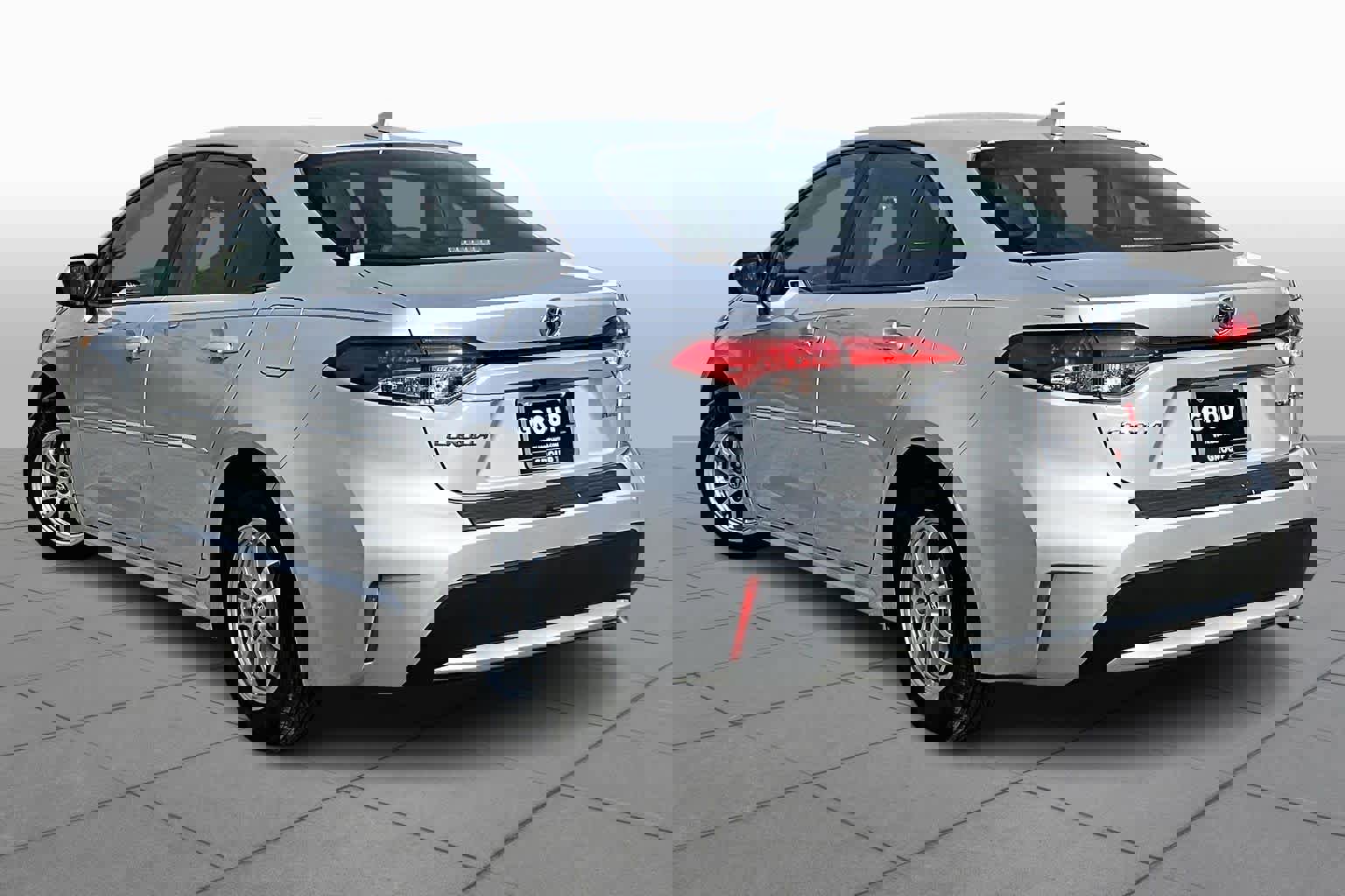 Used 2022 Toyota Corolla LE image 11