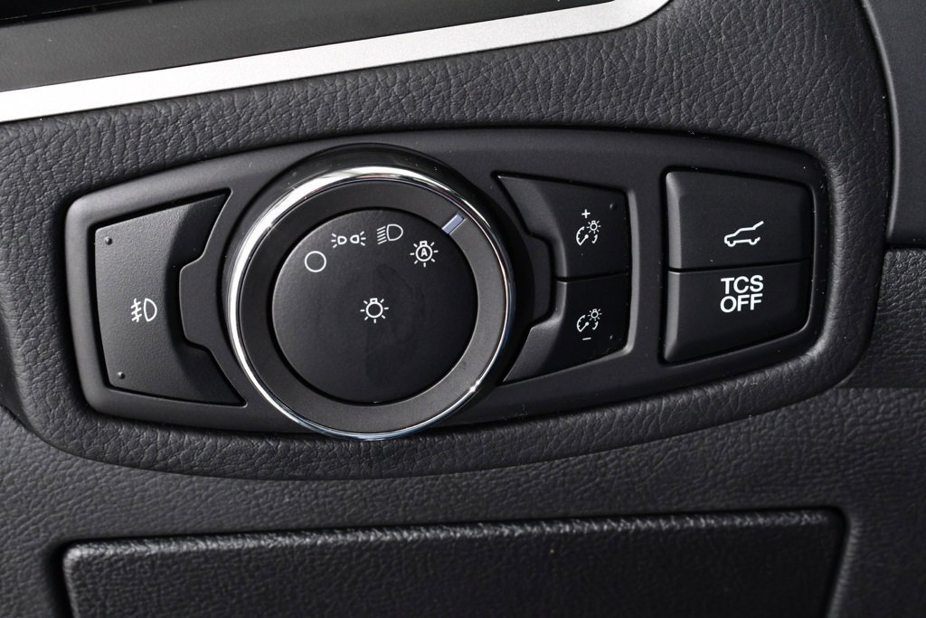 Used 2024 Ford Edge SEL w/ Convenience Package image 32