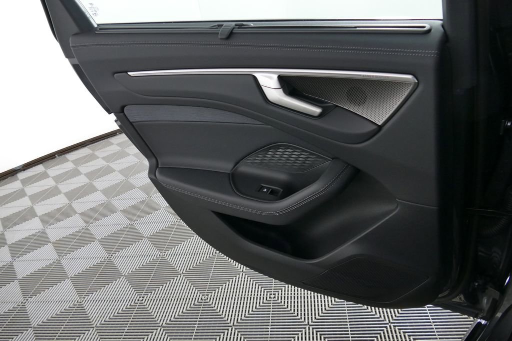 Certified 2026 Audi A6 Premium Plus w/ Premium Plus Package AWD/4WD image 6