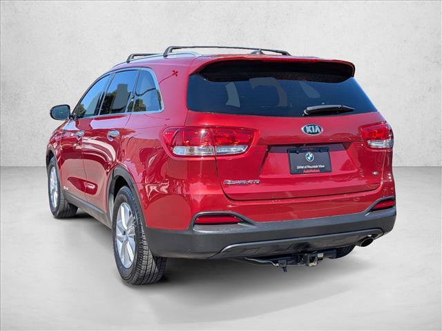 Used 2017 Kia Sorento AWD image 8