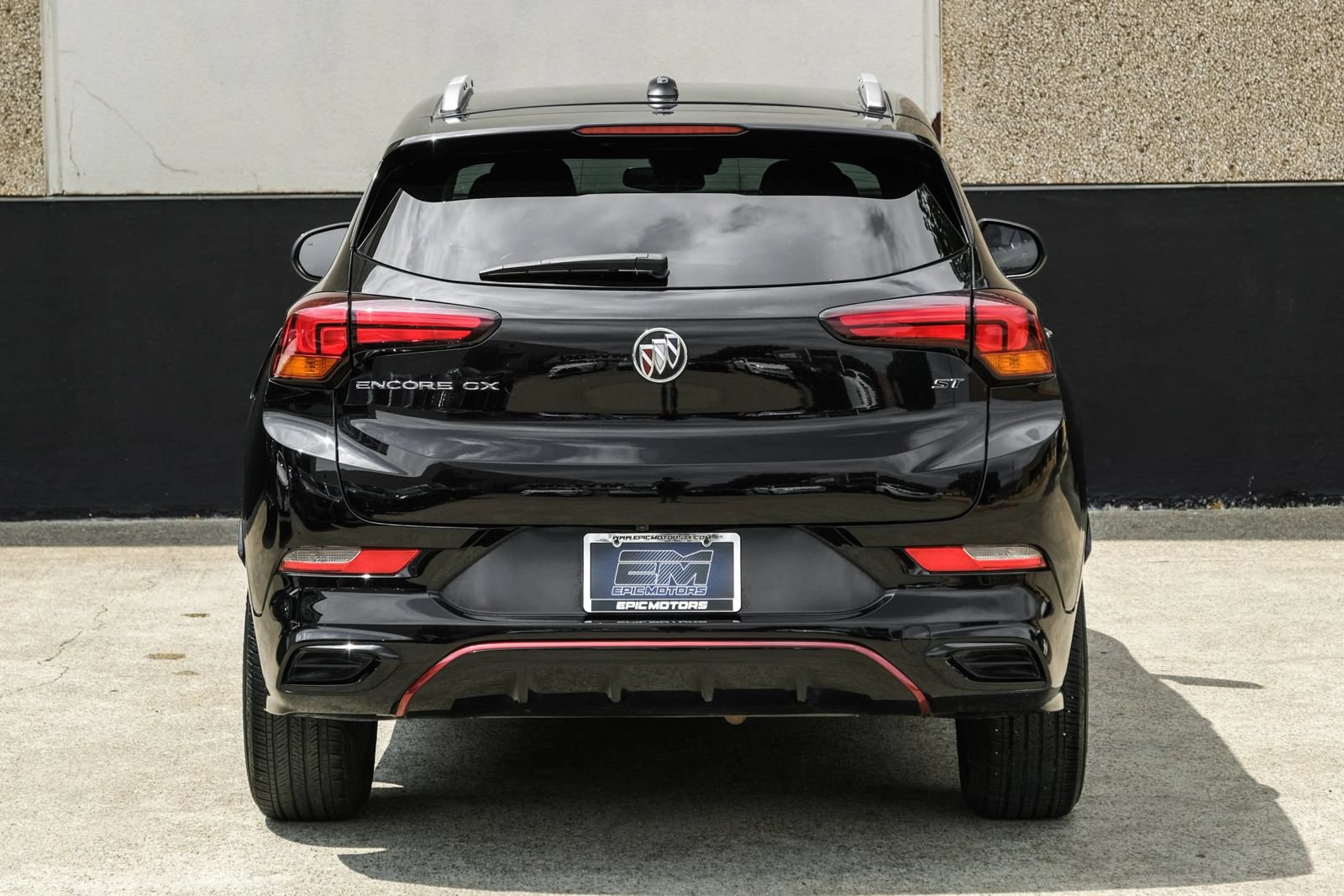 Used 2023 Buick Encore GX Select w/ Sport Touring Package FWD image 8
