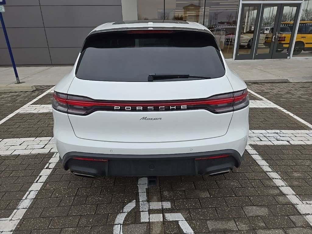 Used 2024 Porsche Macan Base image 6