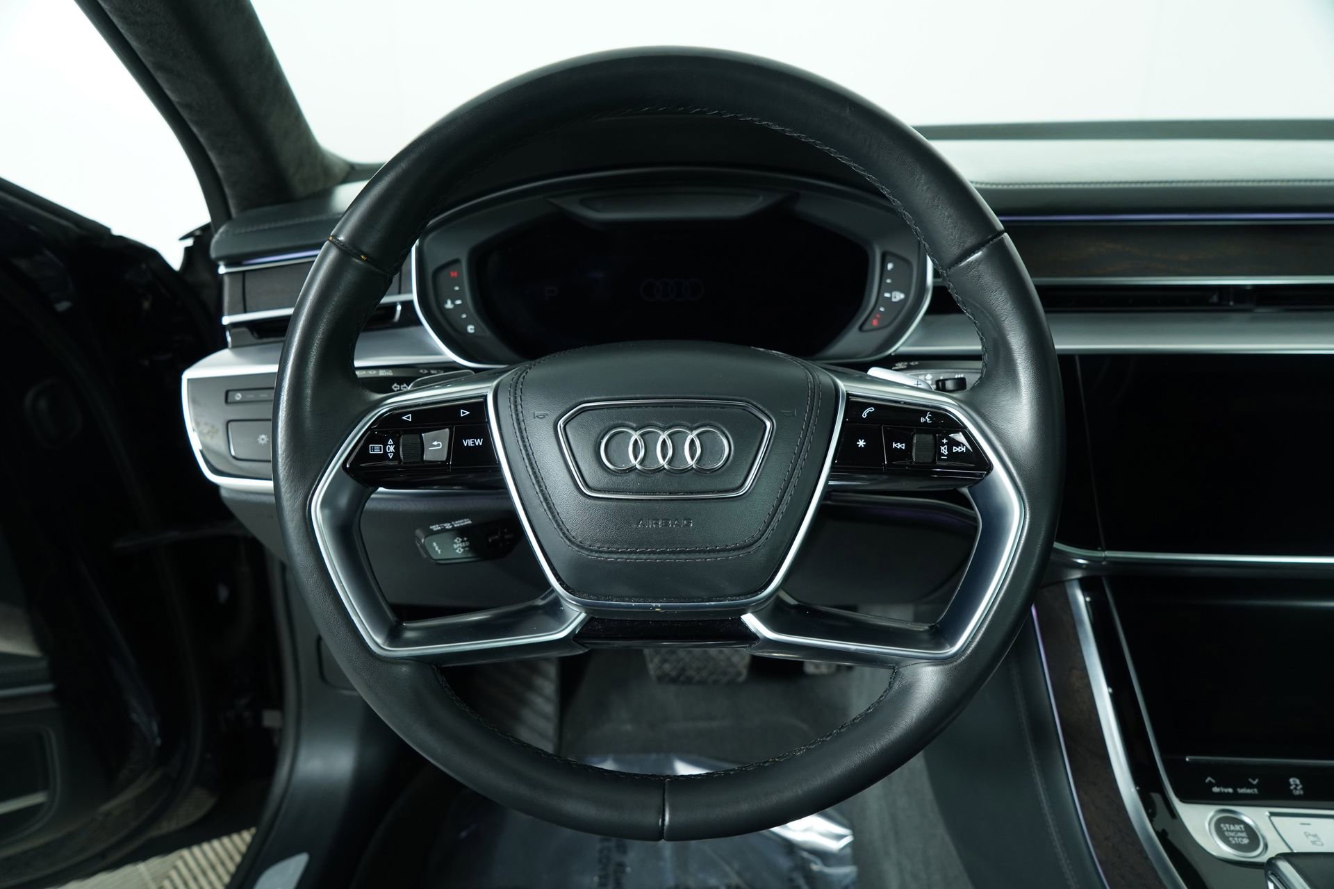 Used 2021 Audi A8 L 4.0T image 33