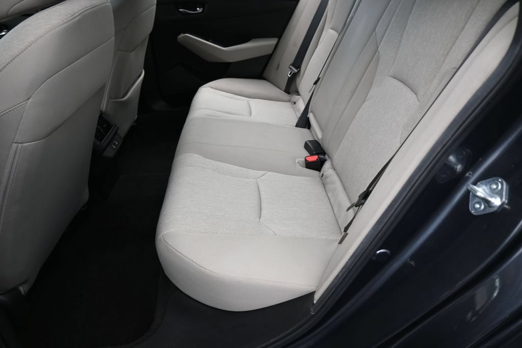 Used 2025 Honda Accord SE image 34