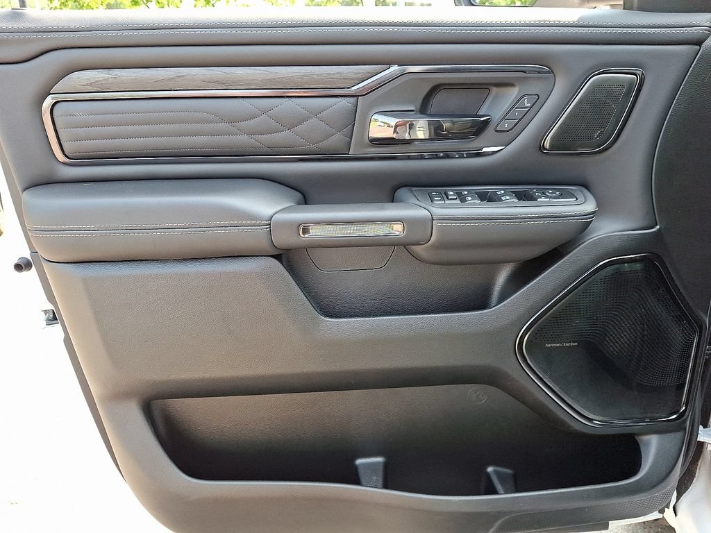 Used 2026 RAM 1500 Limited AWD/4WD image 13