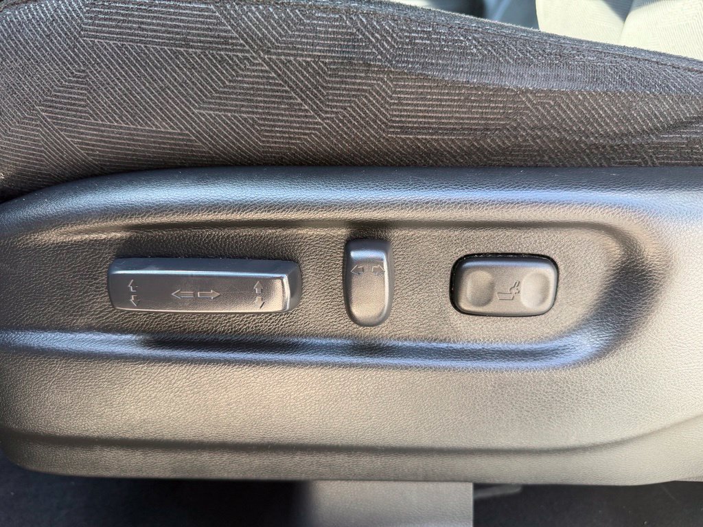 Used 2022 Honda Pilot Sport image 22