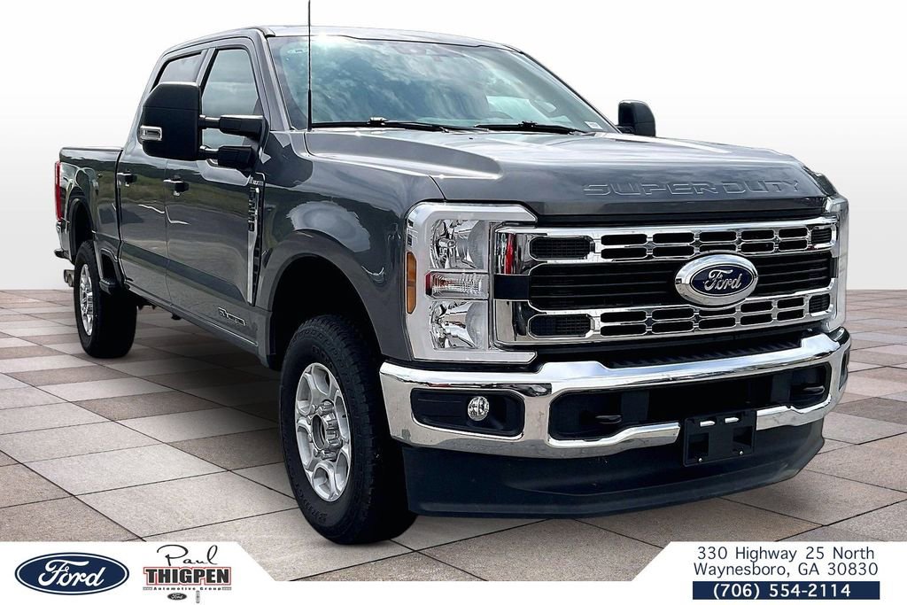 Used 2025 Ford F250 XLT w/ F-250 >10K GVWR Package AWD/4WD image 1