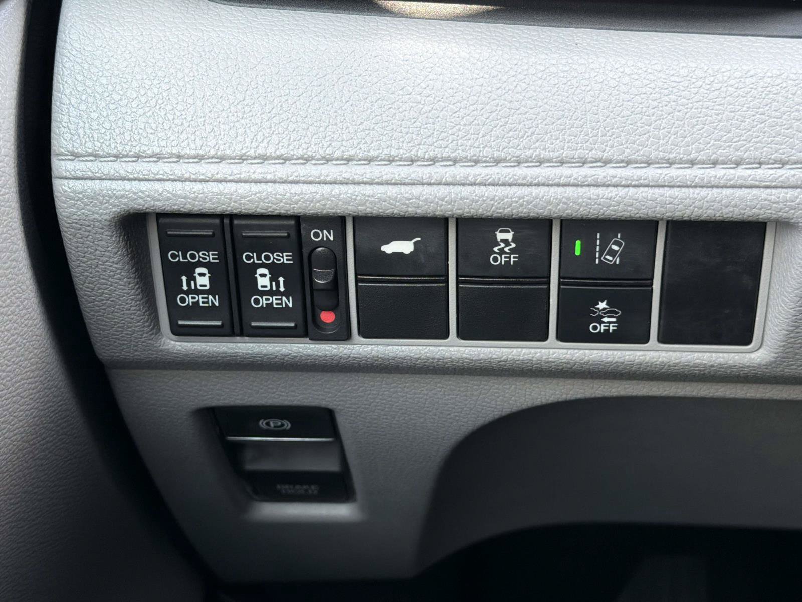 Used 2019 Honda Odyssey EX-L image 18