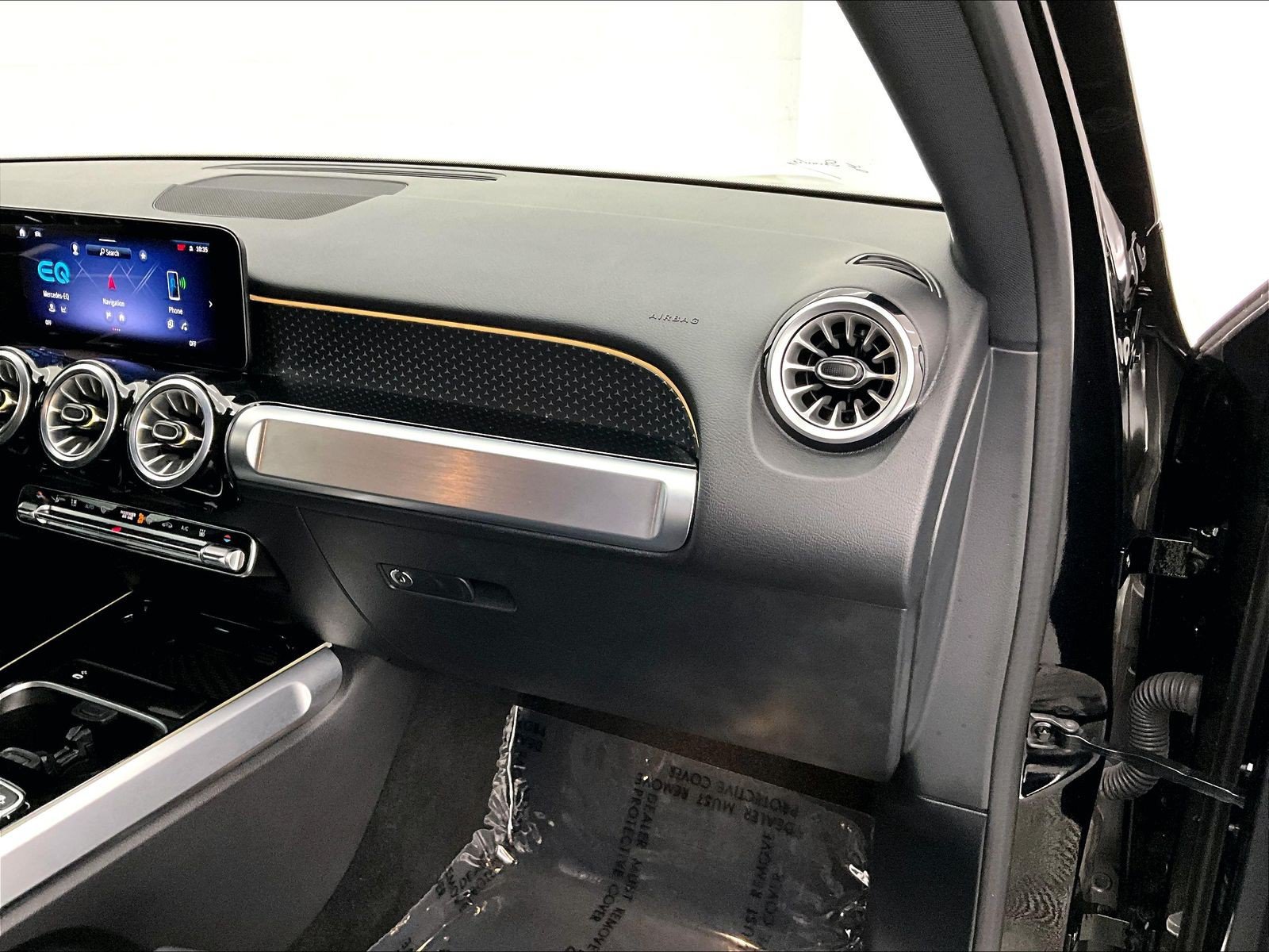 Certified 2024 Mercedes-Benz EQB 250+ image 20