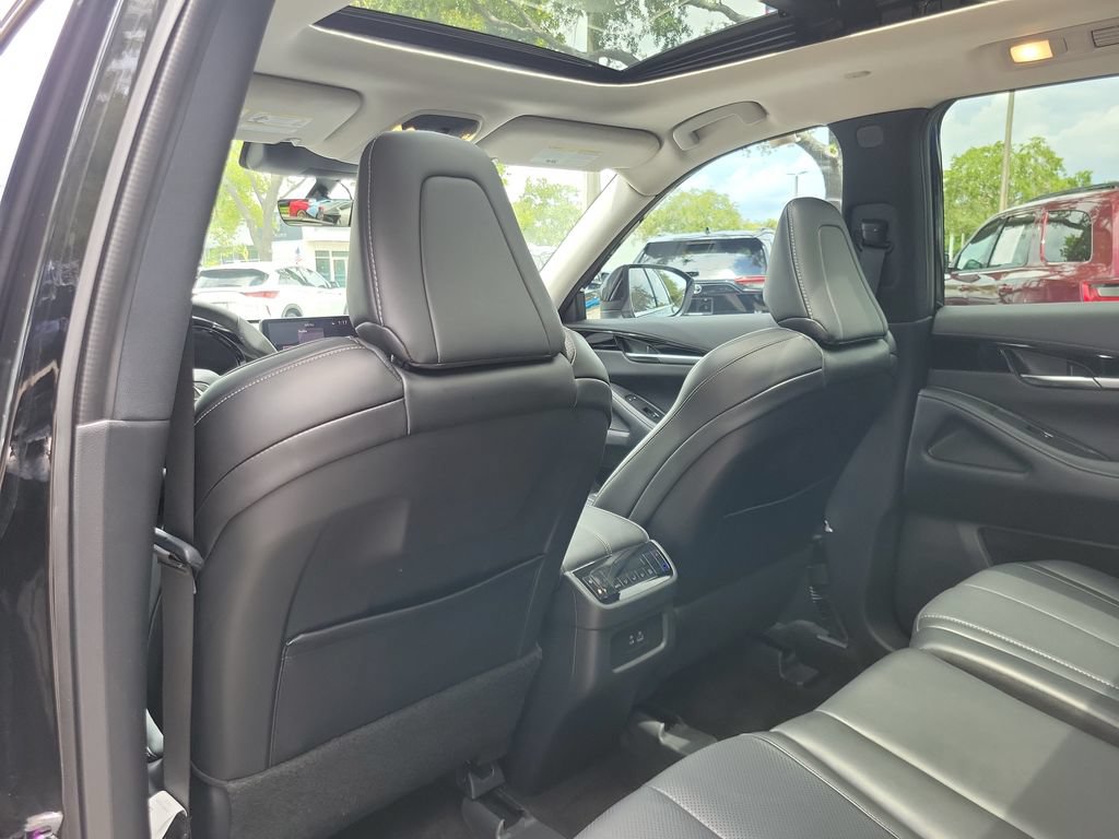 Used 2025 INFINITI QX60 Pure FWD image 10