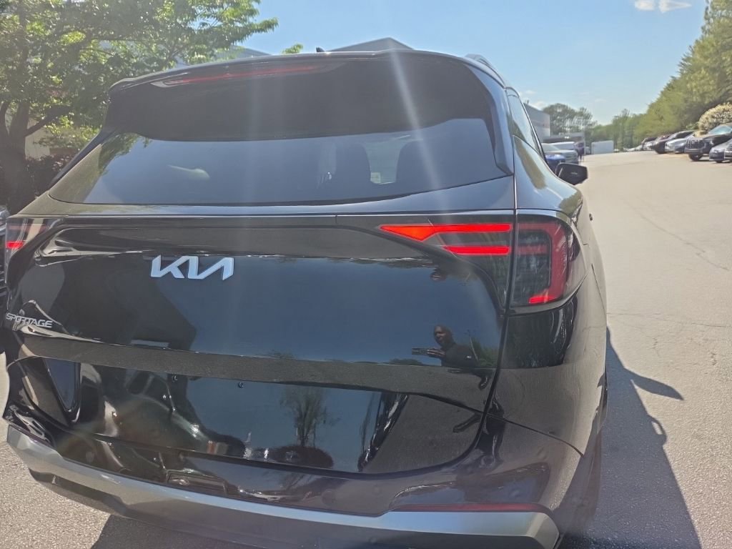 Used 2026 Kia Sportage SX image 12