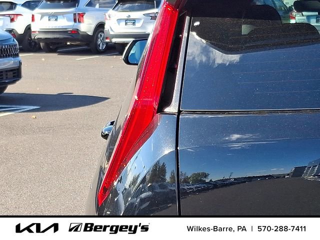 Certified 2025 Kia Niro LX image 30