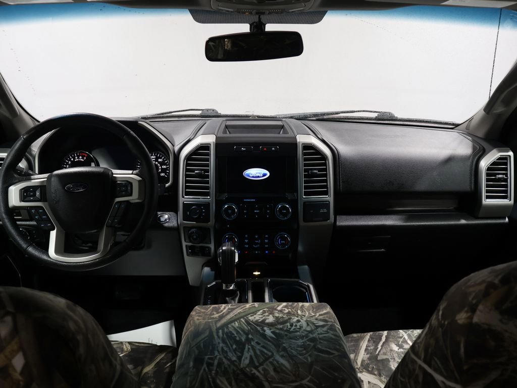 Used 2016 Ford F150 Lariat image 17