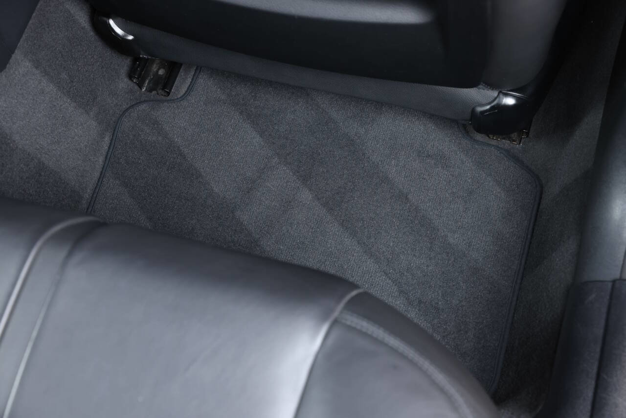 Used 2011 BMW M3 Sedan image 83