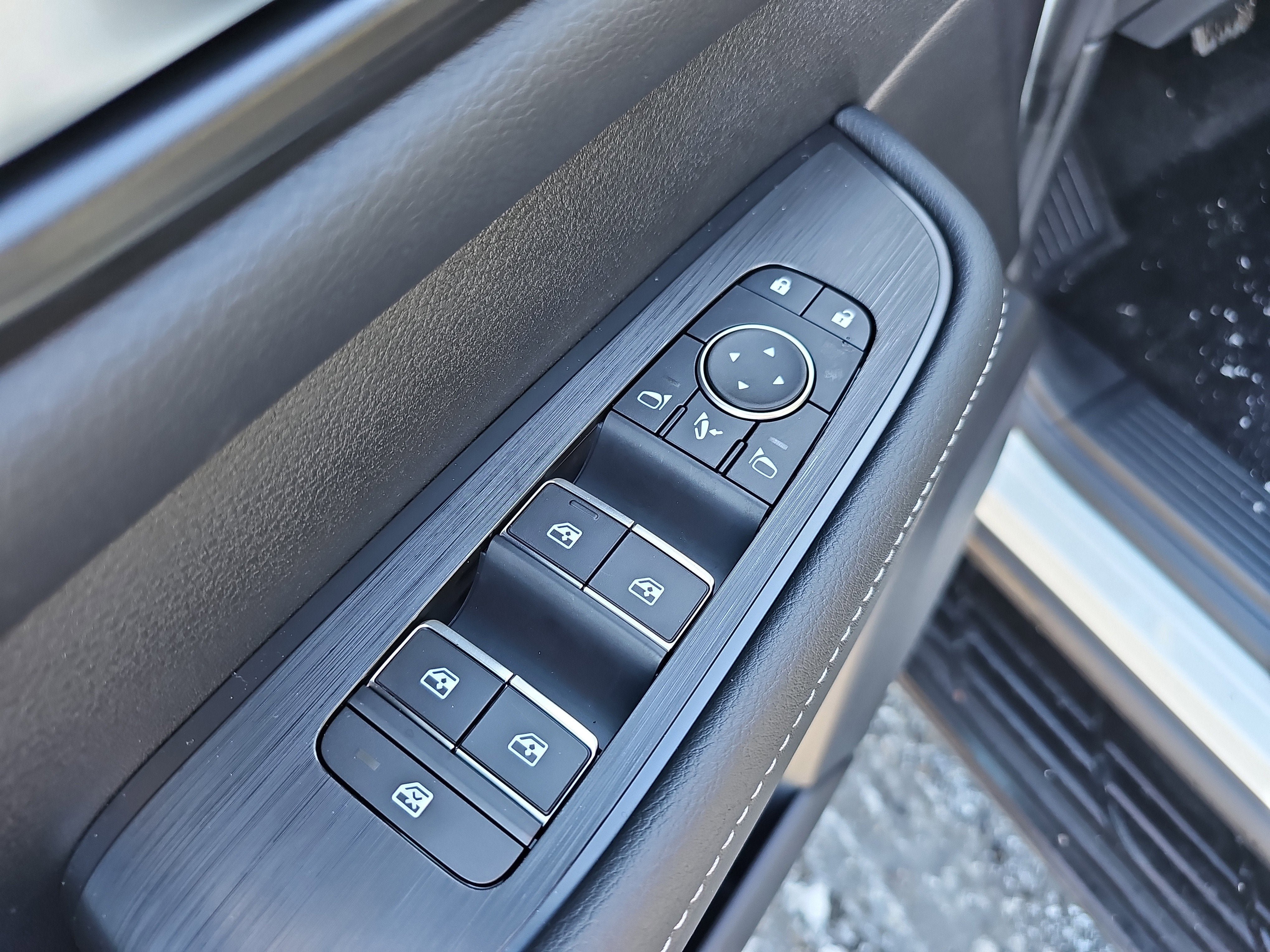 New 2026 Nissan Armada PRO-4X image 19