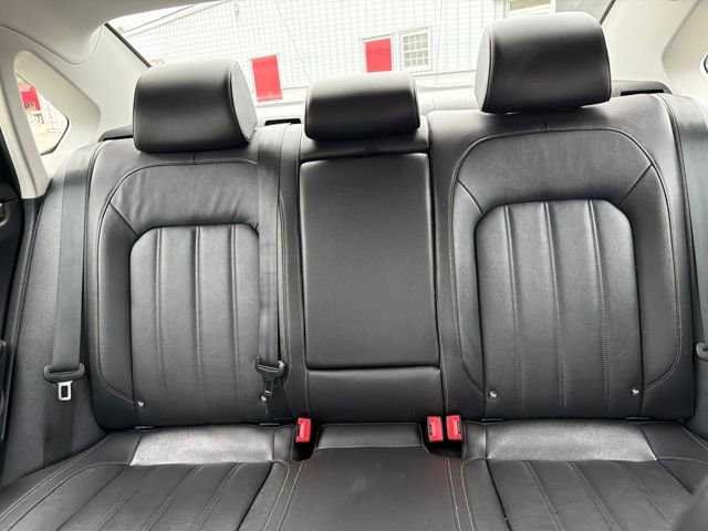 Used 2020 Volkswagen Passat 2.0T SEL image 21