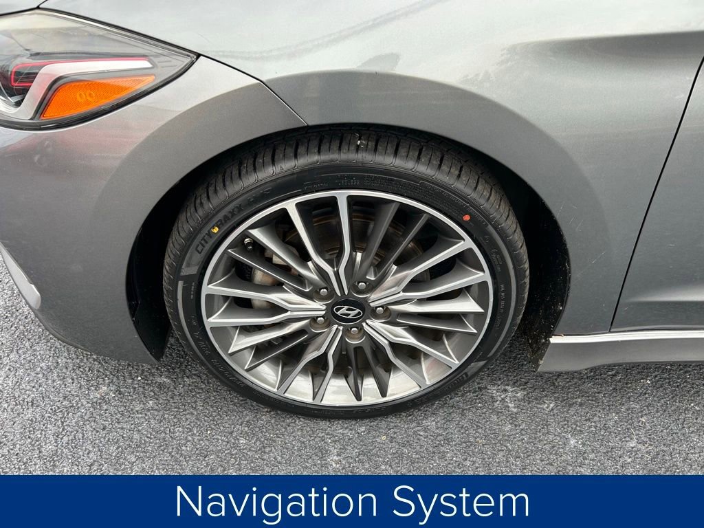 Used 2017 Hyundai Elantra Sport w/ Sport Premium Package 06 image 14