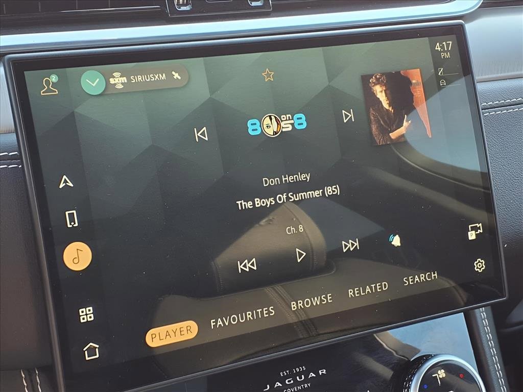 Used 2025 Jaguar F-PACE R-Dynamic S image 9