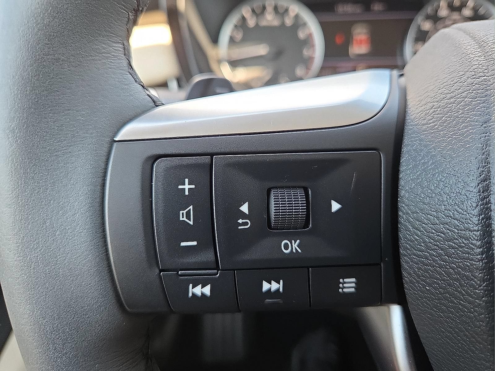 Used 2025 INFINITI QX60 Pure FWD image 19